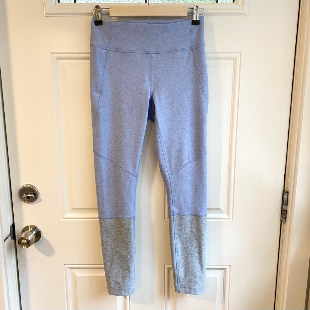 Outdoor Voices dipped 7/8 leggings in lilac/lake